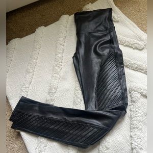 Spanx Faux Leather Moto Leggings - Black - Size Medium